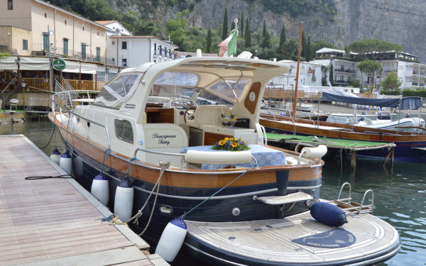 boat-rental-tour-amalfi-capri-positano-sorrento-ischia-procida